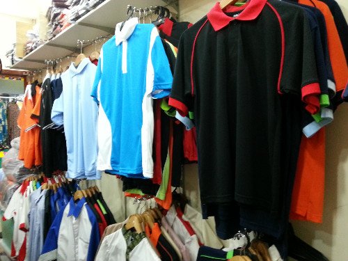 KM Uniform , Kipmart Tampoi