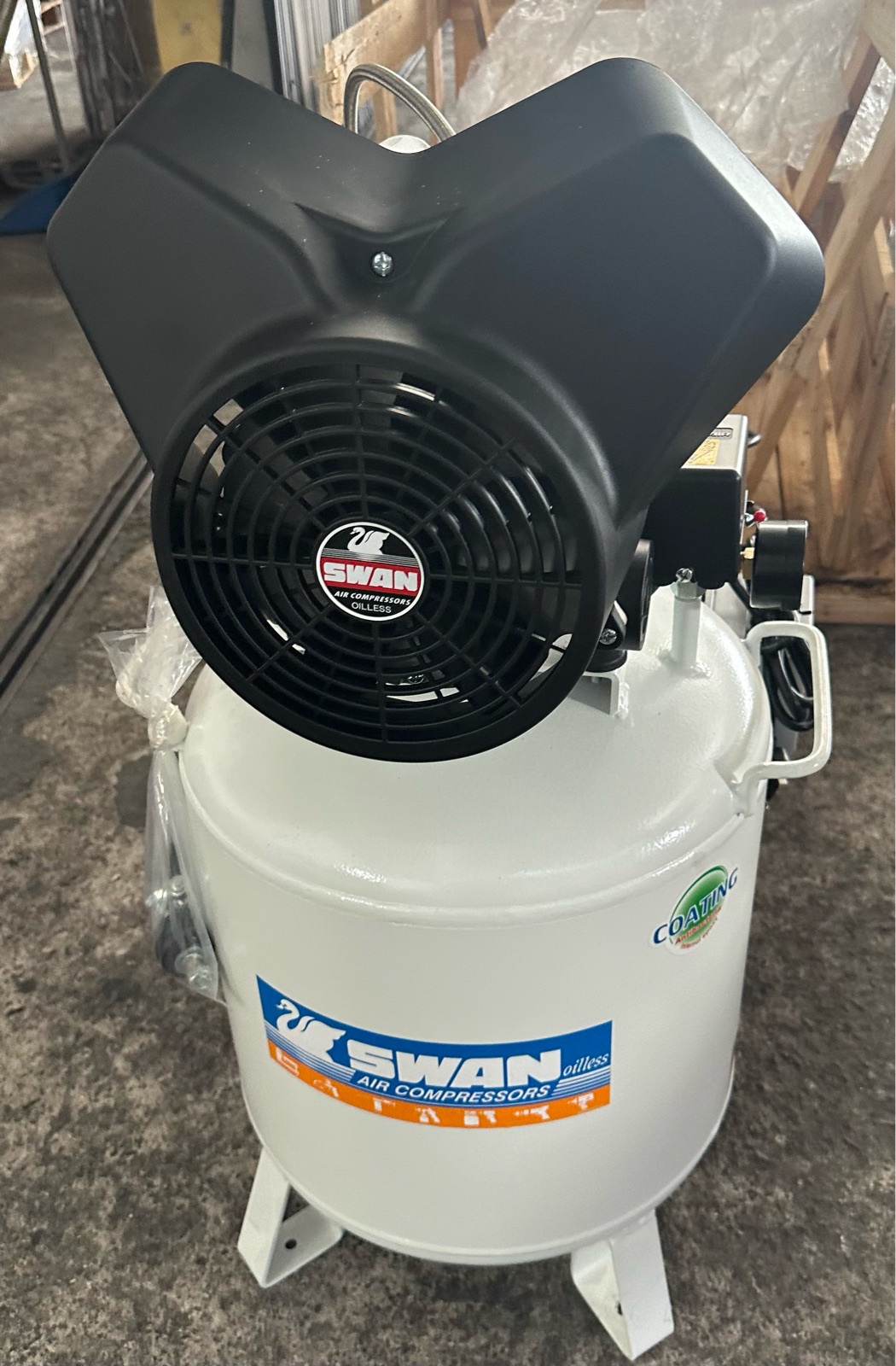 Swan Oil Less Air Compressor For Dental