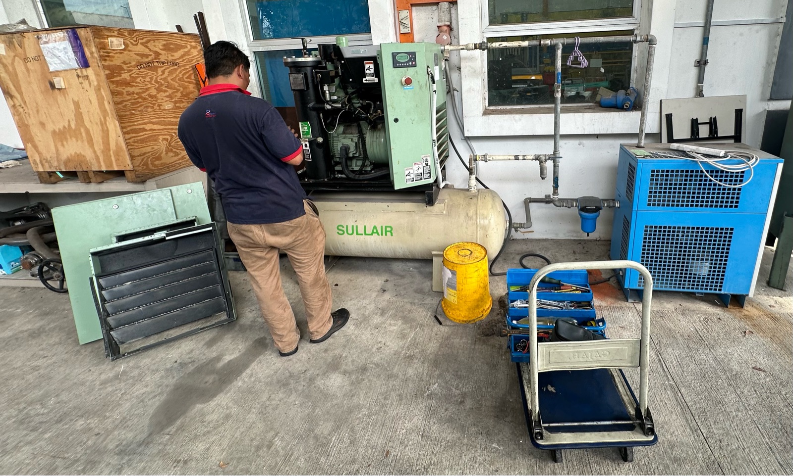 Service Sullair Air Compressor 