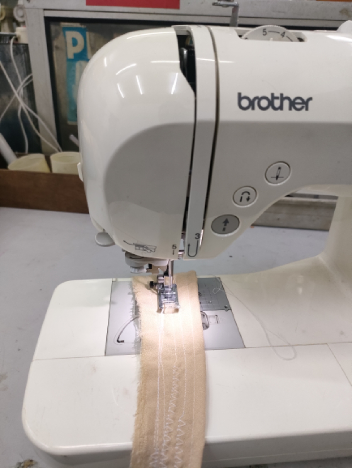 BROTHER HOME SEWING MACHINE